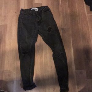 Vince Blue .Co black high rise ripped skinny jeans size 5